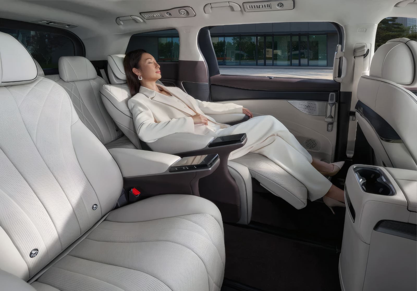 Opulent Captain Seats